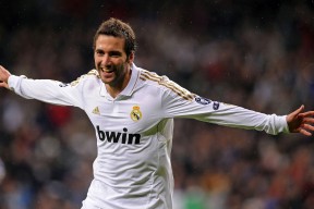 九游-周末世界杯预选赛前瞻：谷爱凌伤情更新，休斯顿火箭冲击连胜纪录的简单介绍