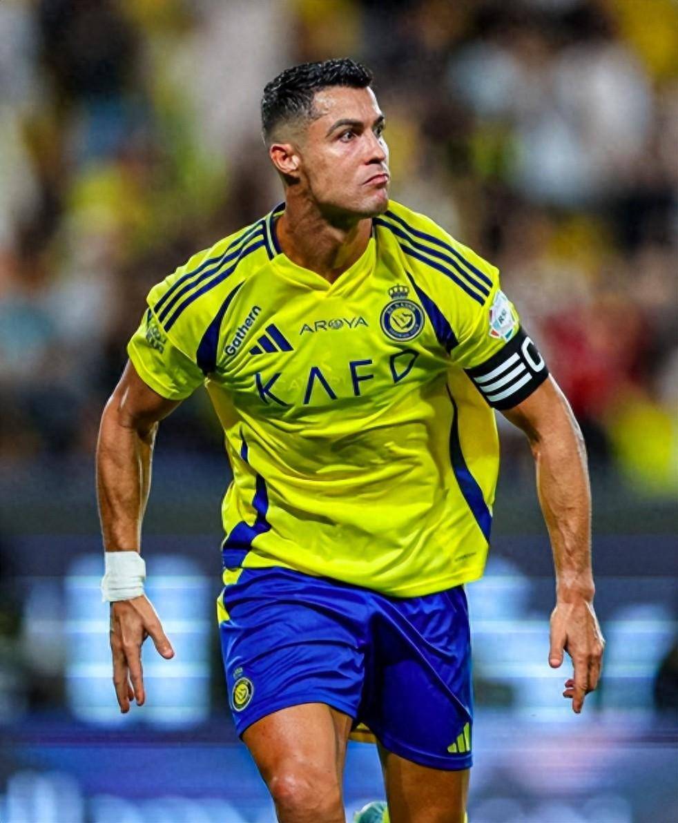 C罗重要时刻表现优异,公牛带队取胜! C罗重要时刻表现优异,公牛带队取胜!