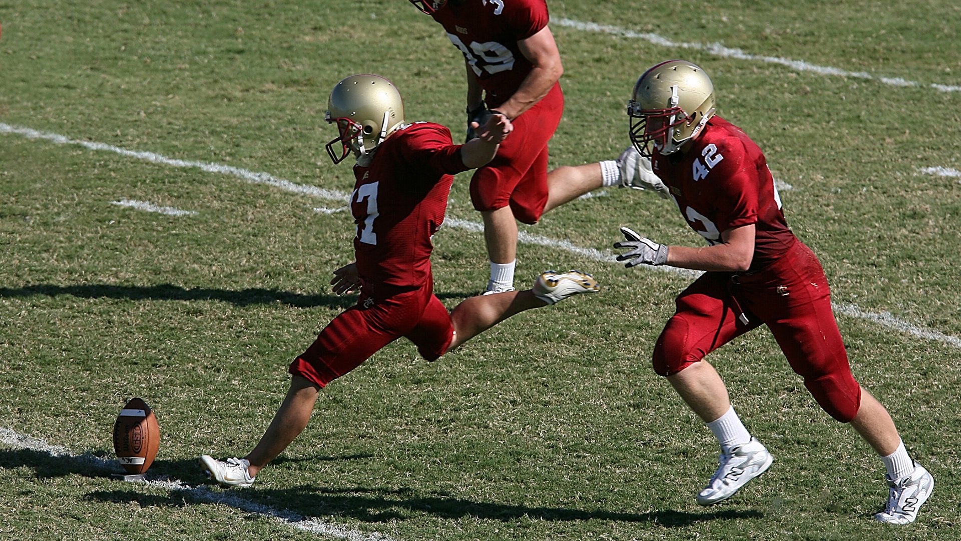加拿大队前途光明!,梅西新星最后时刻胜出表现突出上演精彩一战