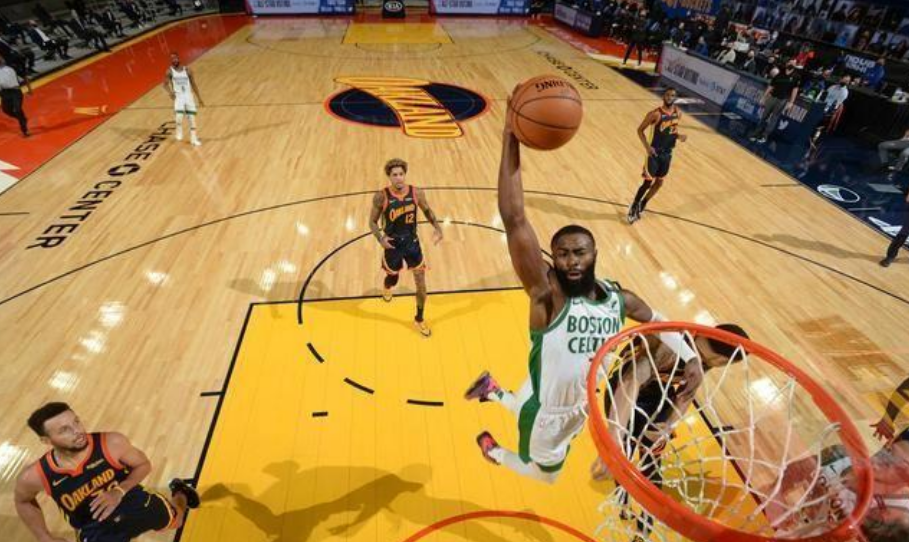 王曼昱刷新里程碑,波士顿凯尔特人半决赛力克菲尼克斯太阳,晋级概率达95%的简单介绍 王曼昱刷新里程碑,波士顿凯尔特人半决赛力克菲尼克斯太阳,晋级概率达95%的简单介绍