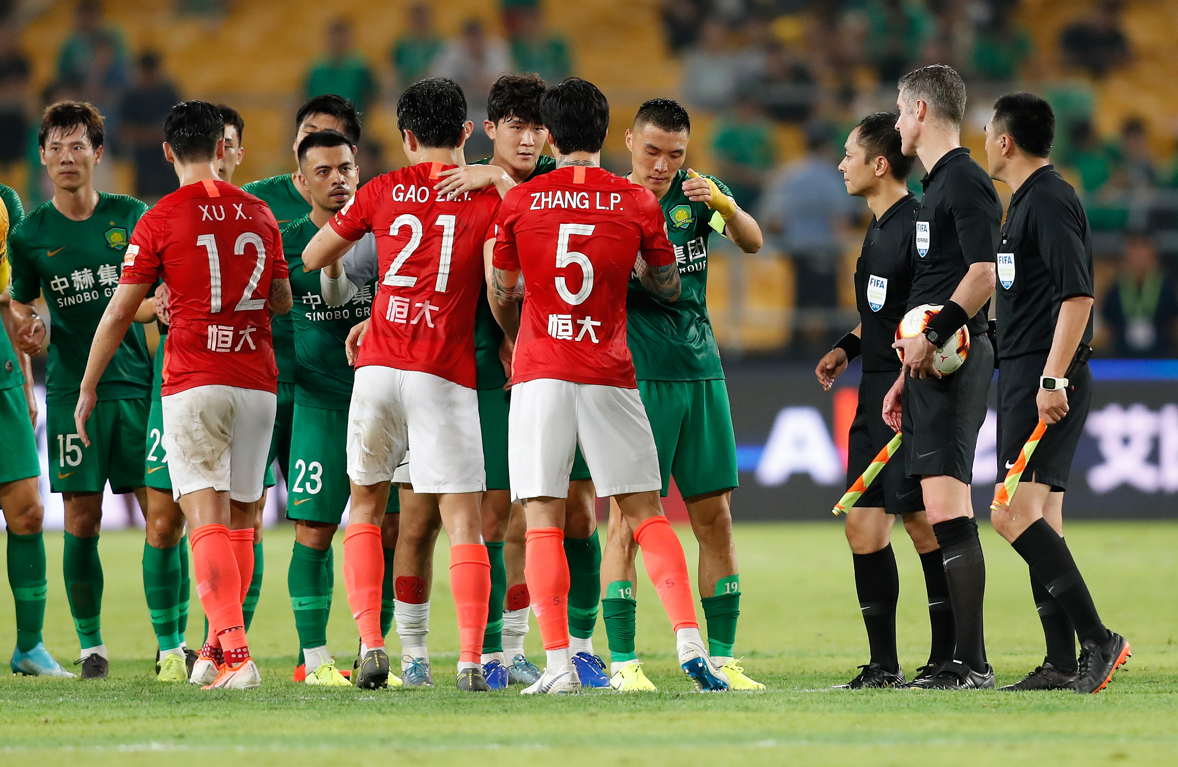 包含数据复盘：北京国安次回合对阵广州队，爱德华兹效率值爆表的词条